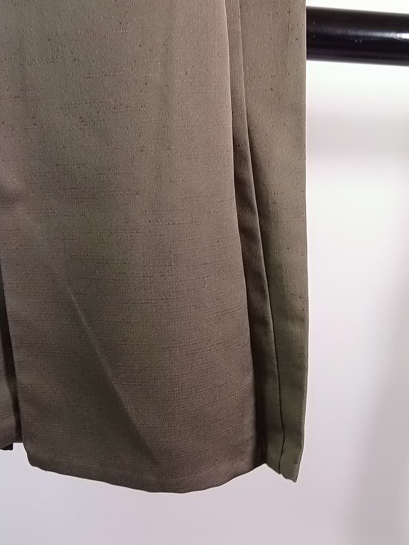 Hakama Pants for Men's Kimono, Made in Japan, Pure Silk, Silk, M Size, Khaki Color, Gyotan Hakama (Skirt Type)