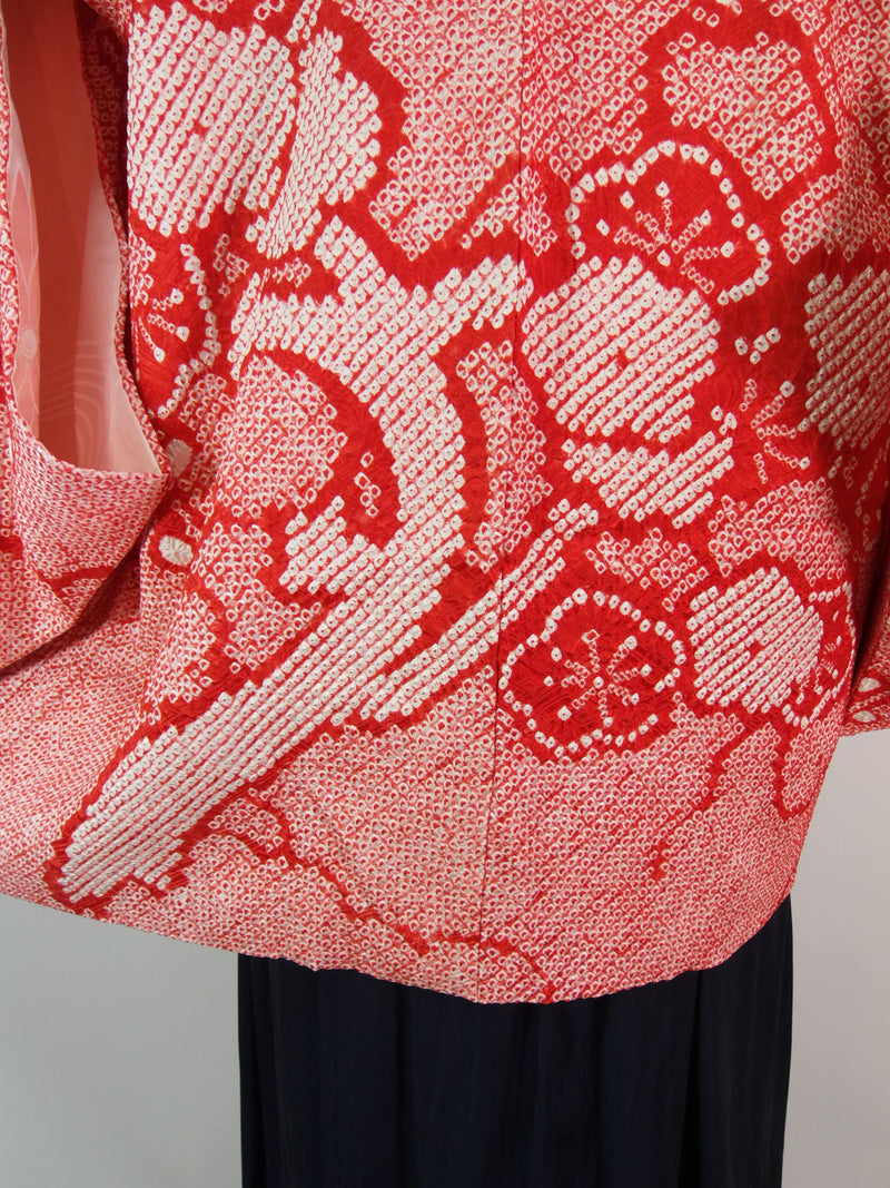 Haori (Japanese traditional haori coat), total shibori, red, floral pattern, silk product, made in Japan Kimono jacket