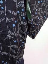 羽織　総絞り　黒色　花模様　絹性　日本製品　Kimono jacket
