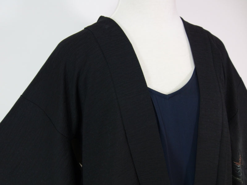 Black haori with Japanese pattern of rough waves, gold thread Kimono jacket