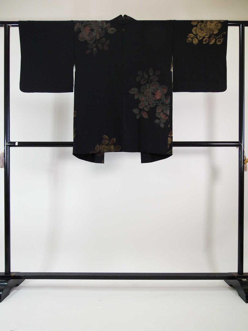 美品　黒羽織　漆織　橘模様　絹製　日本製品　日本の家紋入り Kimono jacket