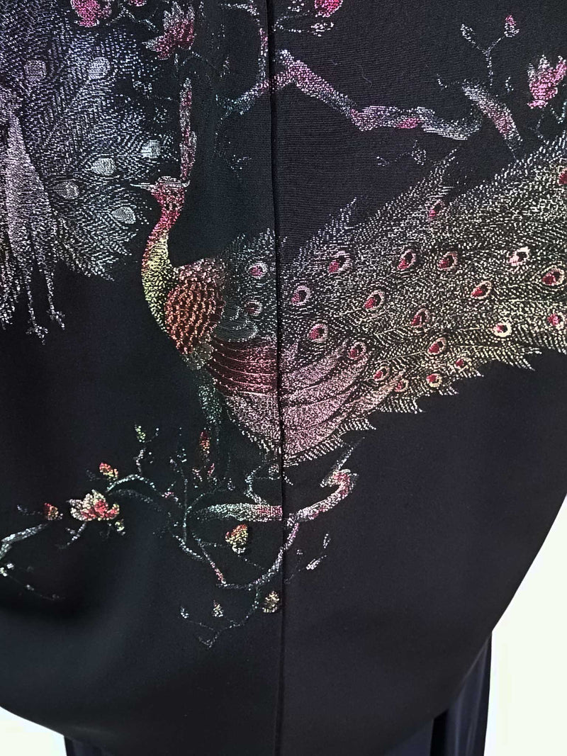 美品　黒羽織　漆織　幻の鳥鳳凰模様　絹製品　日本製品　日本の家紋入り　Kimono jacket
