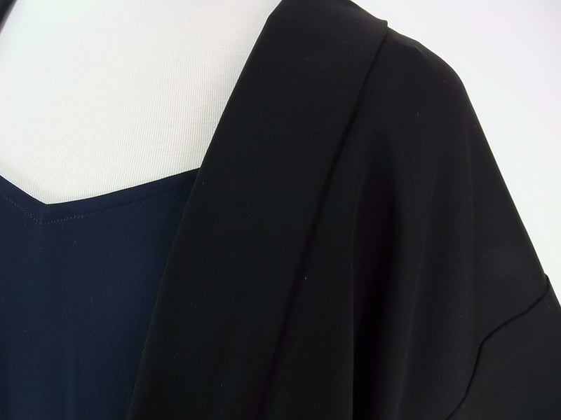 美品　黒羽織　漆織　幻の鳥鳳凰模様　絹製品　日本製品　日本の家紋入り　Kimono jacket