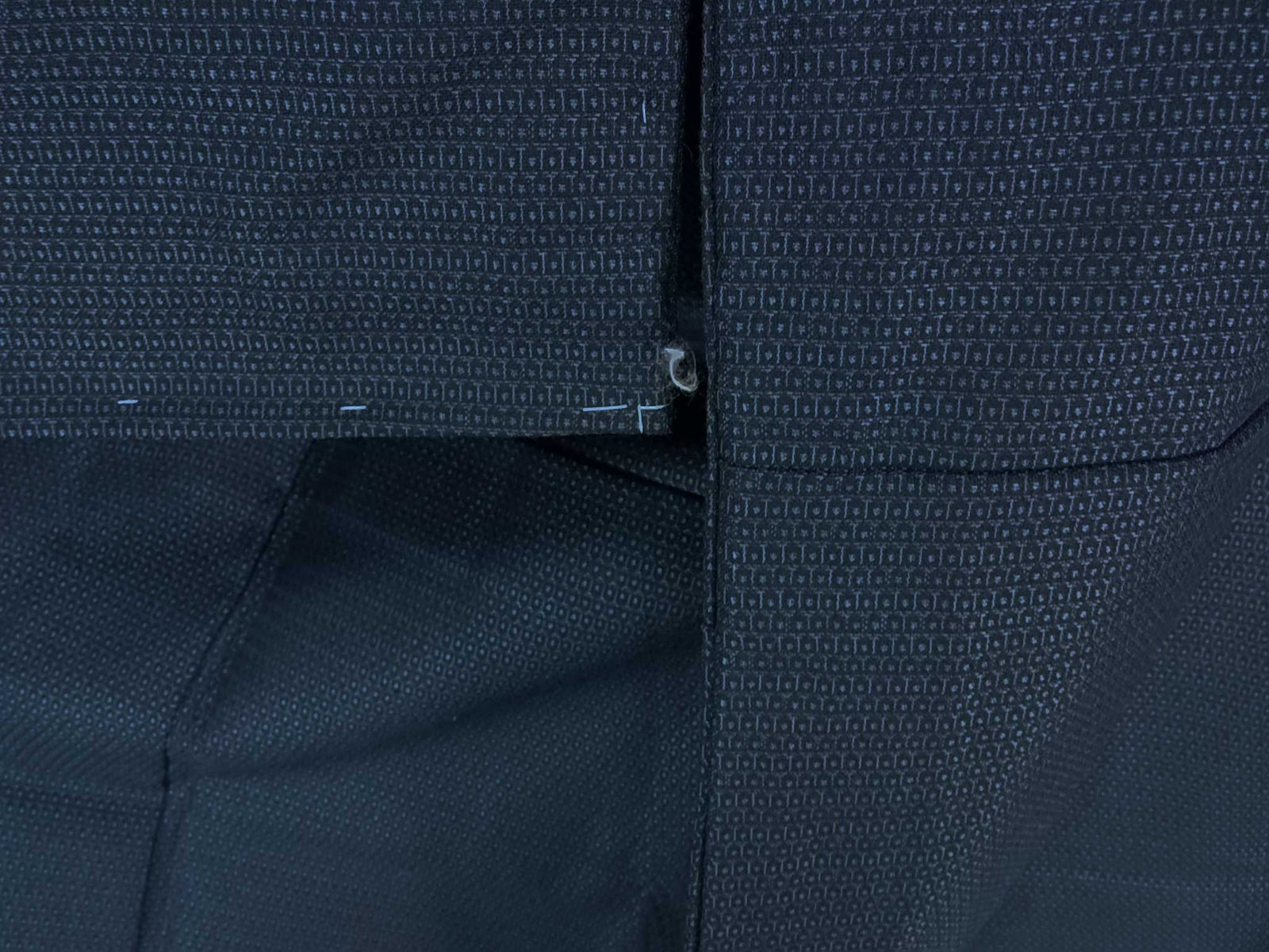 スピ買■ 着物 1円 美品 良品 男性着物 紬 紺色 亀甲絣 アンサンブル 正絹 152cm Mサイズ ☆☆
