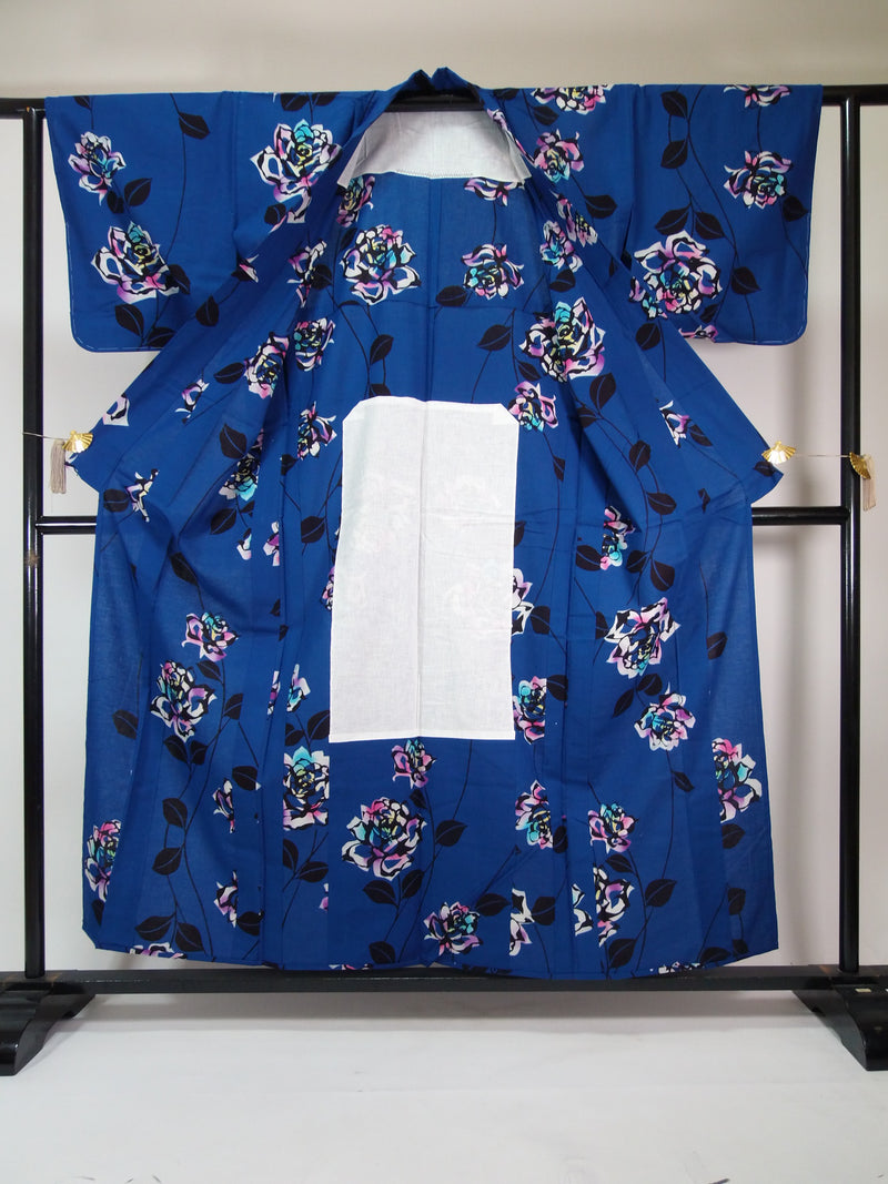 Beautiful, injected dye yukata, rose design, adult cute, hand-sewn on combed fabric, blue