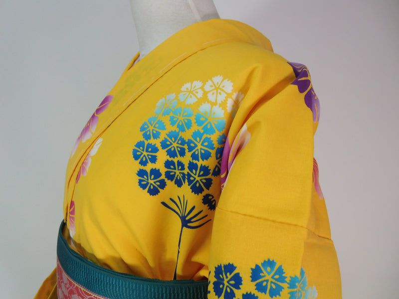 Unused, yukata, cute floral design, hand-stitched, combed, beautiful, yellowish