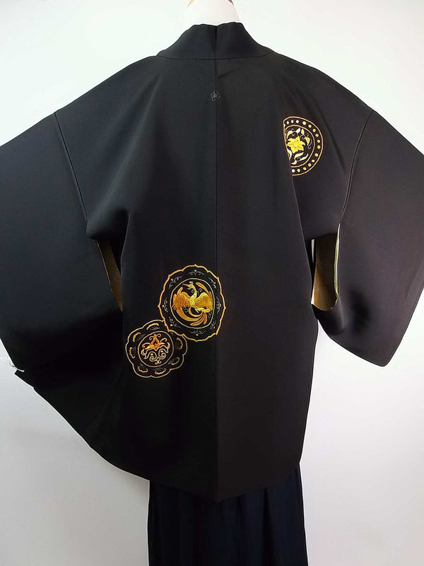 Black haori with phoenix pattern, a phantom bird, Sagara embroidery, Japanese family crest, silk product, made in Japan Kimono jacket