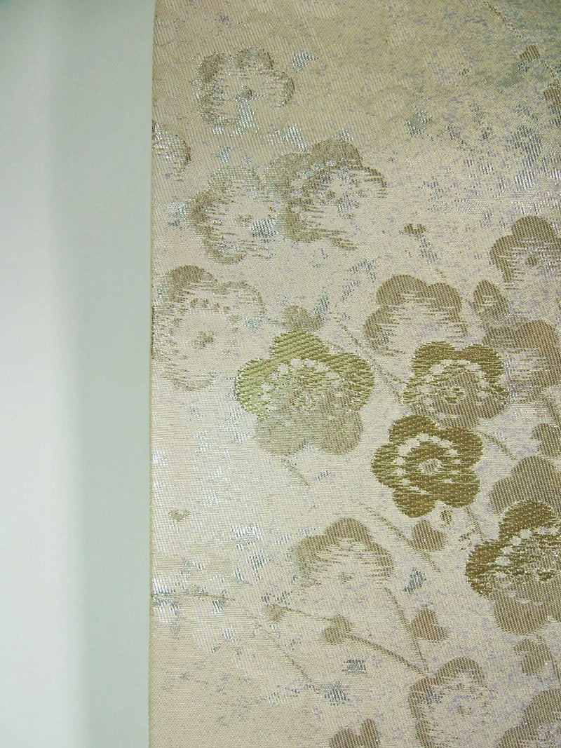 豪華　袋帯　 日本の国家花　桜模様　銀糸　シルバー テーブルランナー　正絹　リサイクル