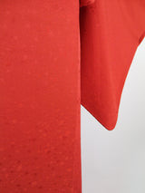 美品　色無地　下がり藤紋入り　絹製　日本製品　日本の家紋入り　 紋意匠　赤色　Japanese kimono