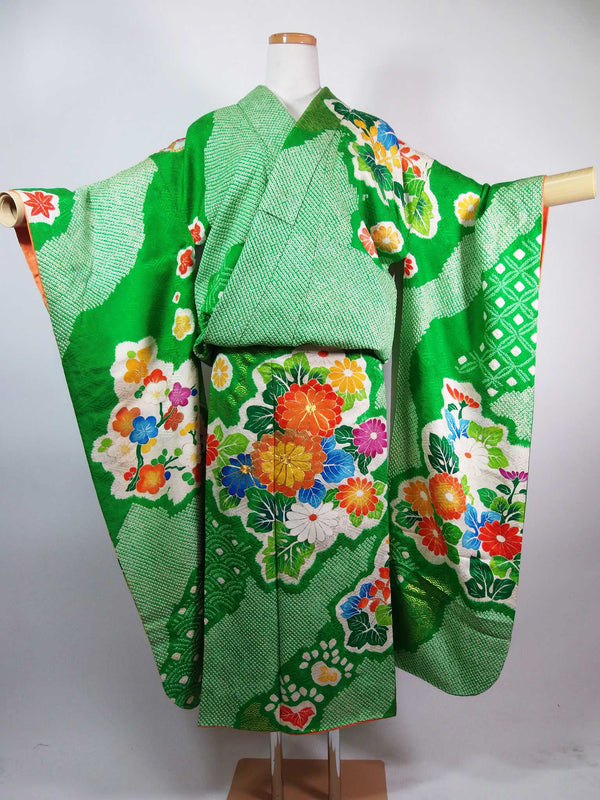 Kimono Furisode pour femme, motif floral, brodé de dentelle dorée, peint à la main, pure soie, cousu à la main, vert, kimono japonais.