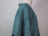 Haori Japonais d’Exception en Shibori Intégral | « Losanges Fleuris dans une Brume Azurée » | Shibori Kanoko | Motifs Géométriques Hanabishi | Diamant de la Soie | 100 % Soie Naturelle | Bleu-Vert | Cordons Haori Inclus