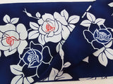 Yukata, teint par injection, motif rose, bleu, taille S.