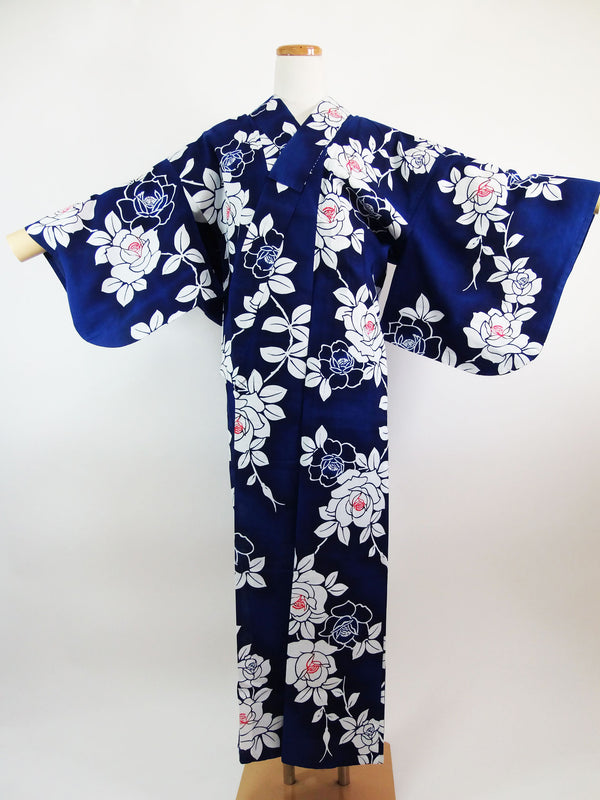 Yukata, teint par injection, motif rose, bleu, taille S.