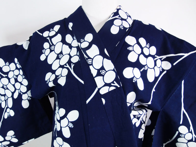 Yukata, camellia pattern, white and navy blue