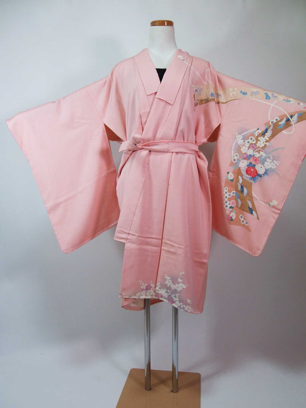 robe de kimono fabriquée à partir de vrais kimono kimono kimono robe produits en soie unisexe pure soie, rose clair avec motif floral, feuille d'or