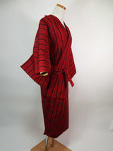 本物の着物から作った　kimono gown  赤色　縦縞　silk products unisex almost mint condition正絹