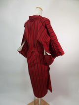 robe de kimono fabriquée à partir d'un véritable kimono de Noël couleur rouge rayures verticales produits en soie unisexe Pure soie