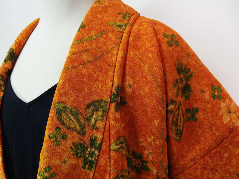 和服长袍由真正的和服制成和服长袍和服长袍丝绸制品男女通用和服外套和服长内衬橙色花纹手工染色