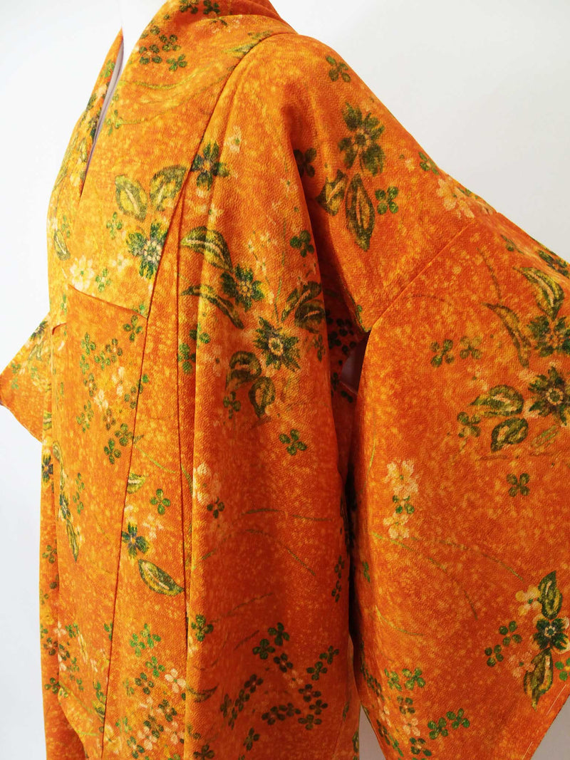 和服长袍由真正的和服制成和服长袍和服长袍丝绸制品男女通用和服外套和服长内衬橙色花纹手工染色