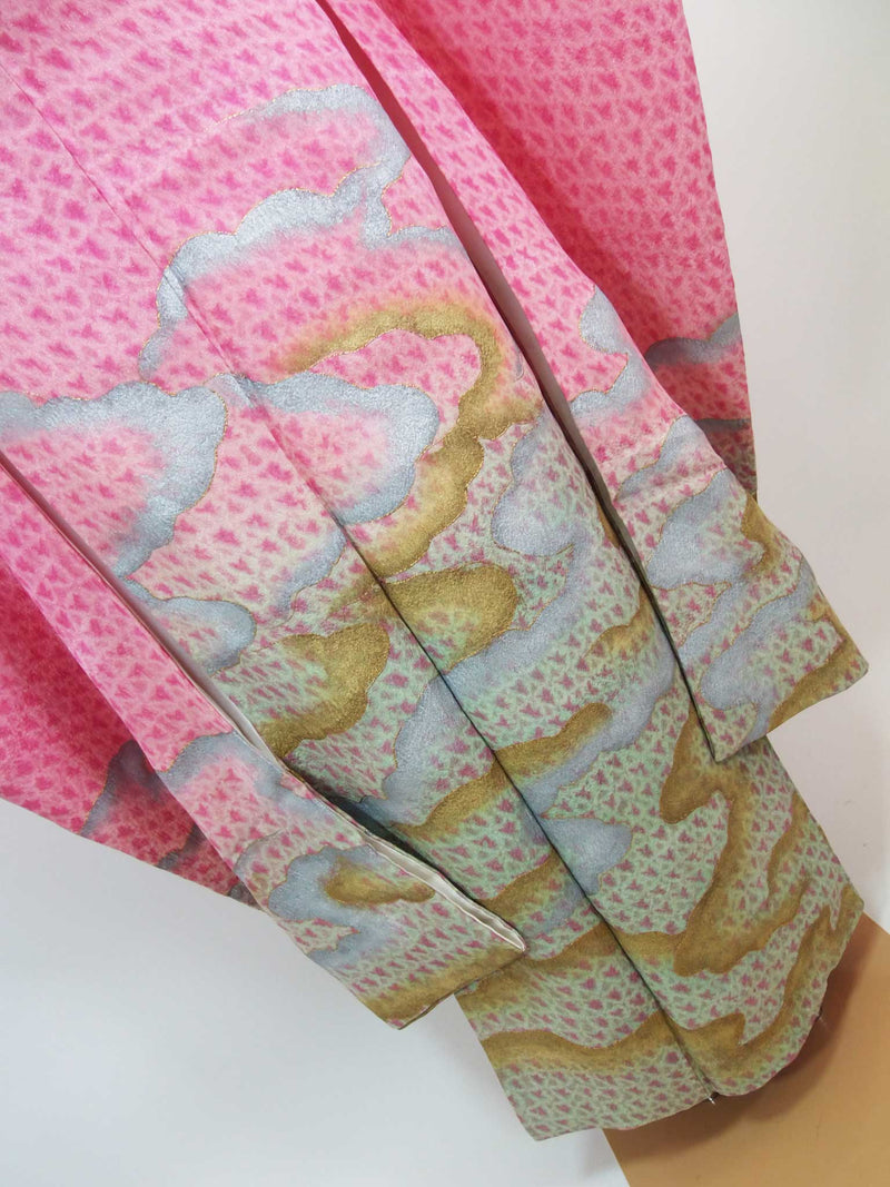 Gorgeous Furisode - Miura Shibori tie-dyeing, fil d'or, or nuageux